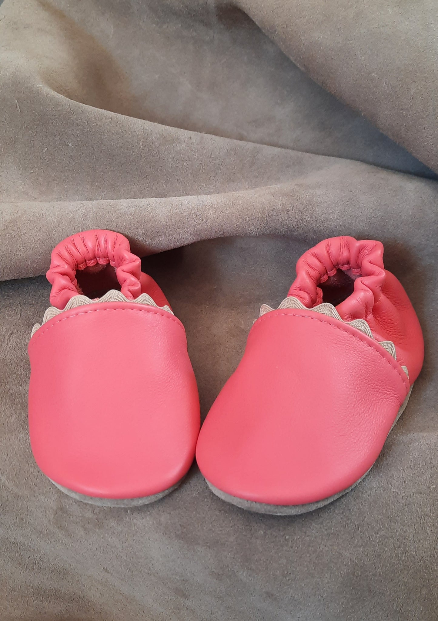 Chaussons souples en cuir classique - rose