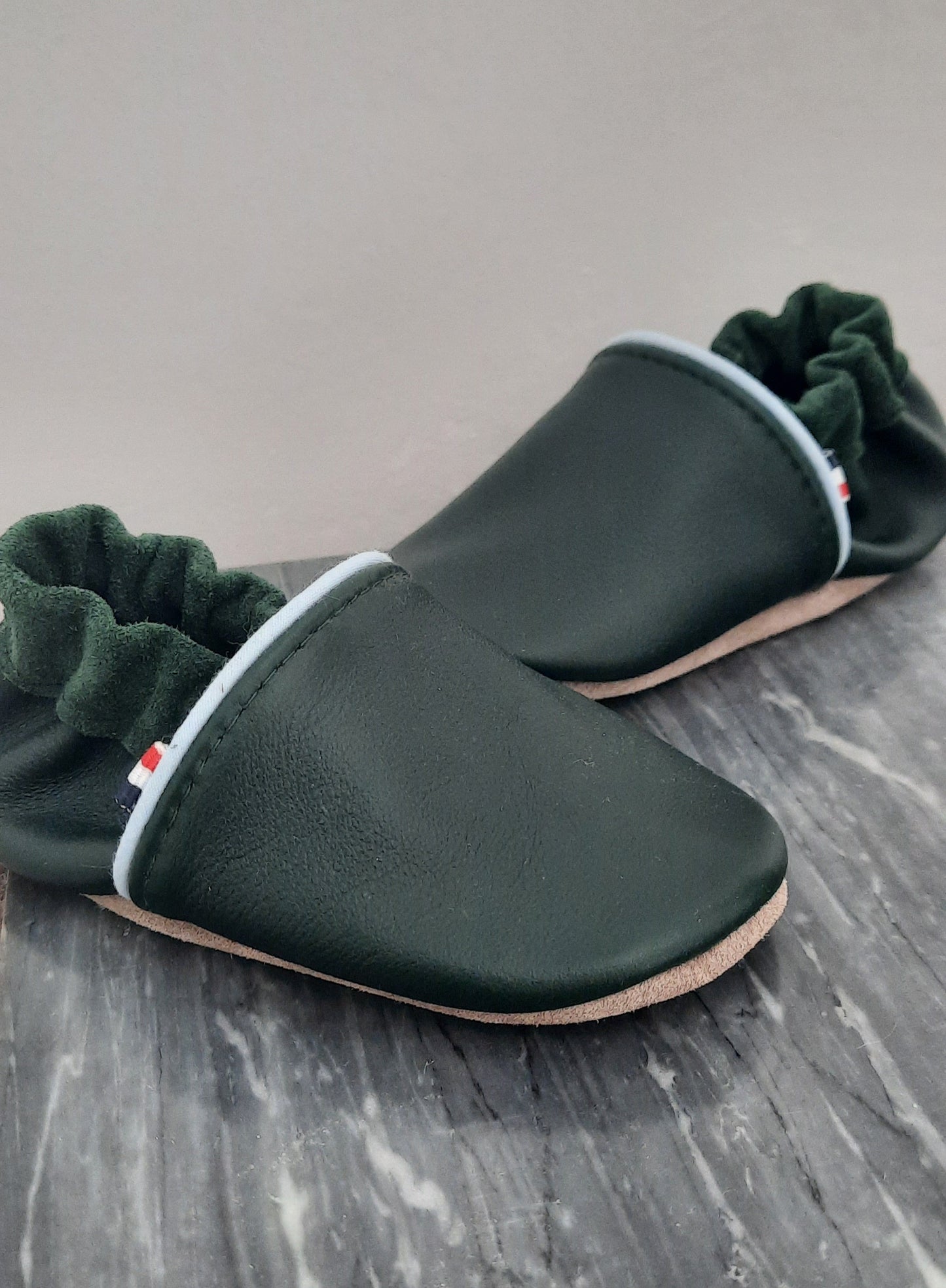 Chaussons souples en cuir classique - vert