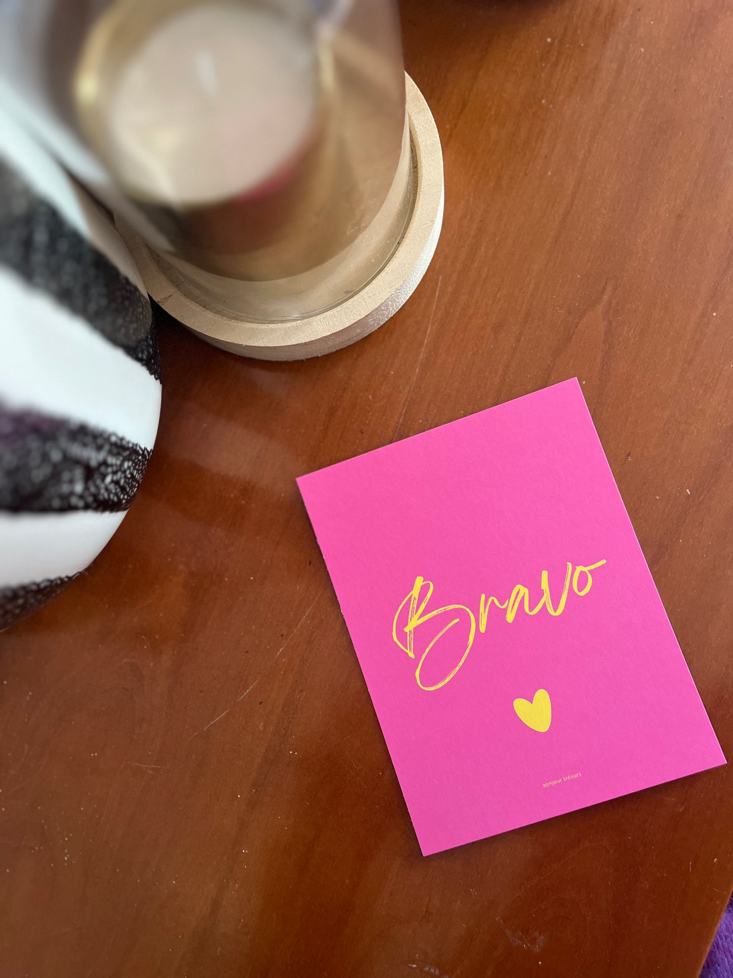 Bravo - jaune et fond rose - carte