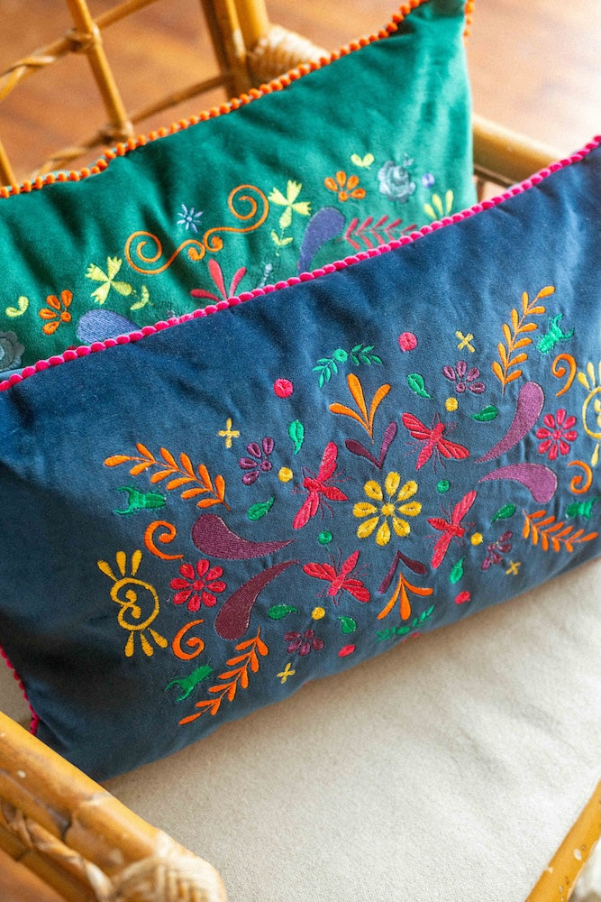 Coussin brodé