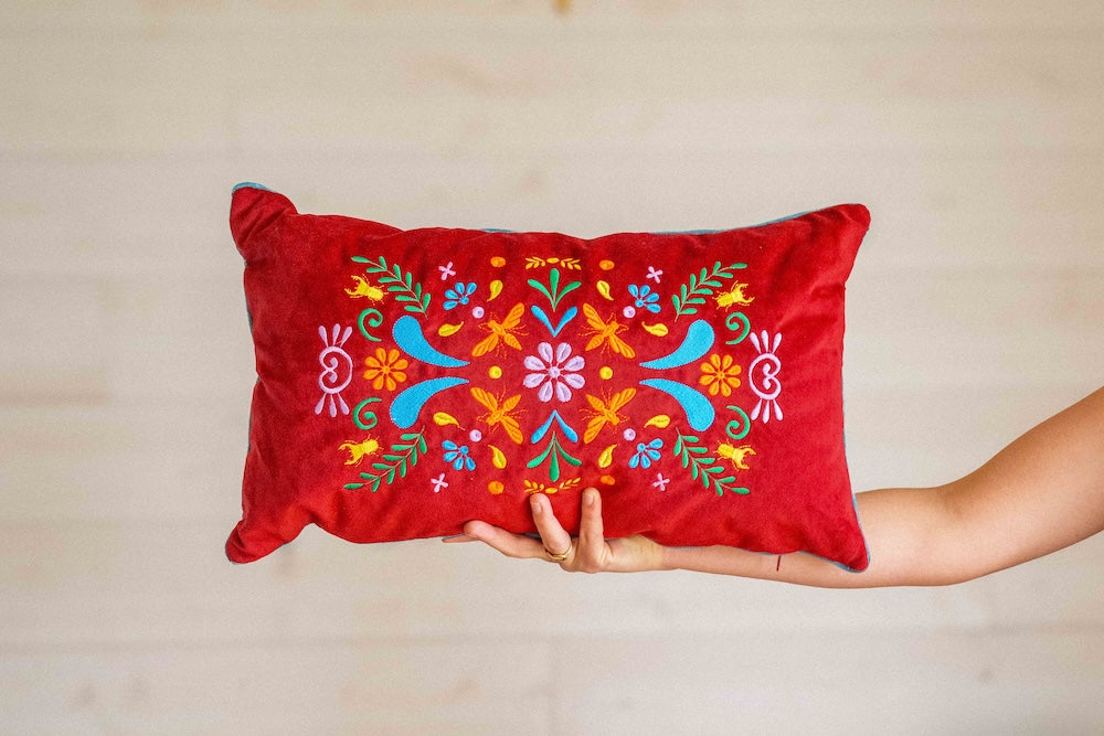 Coussin brodé
