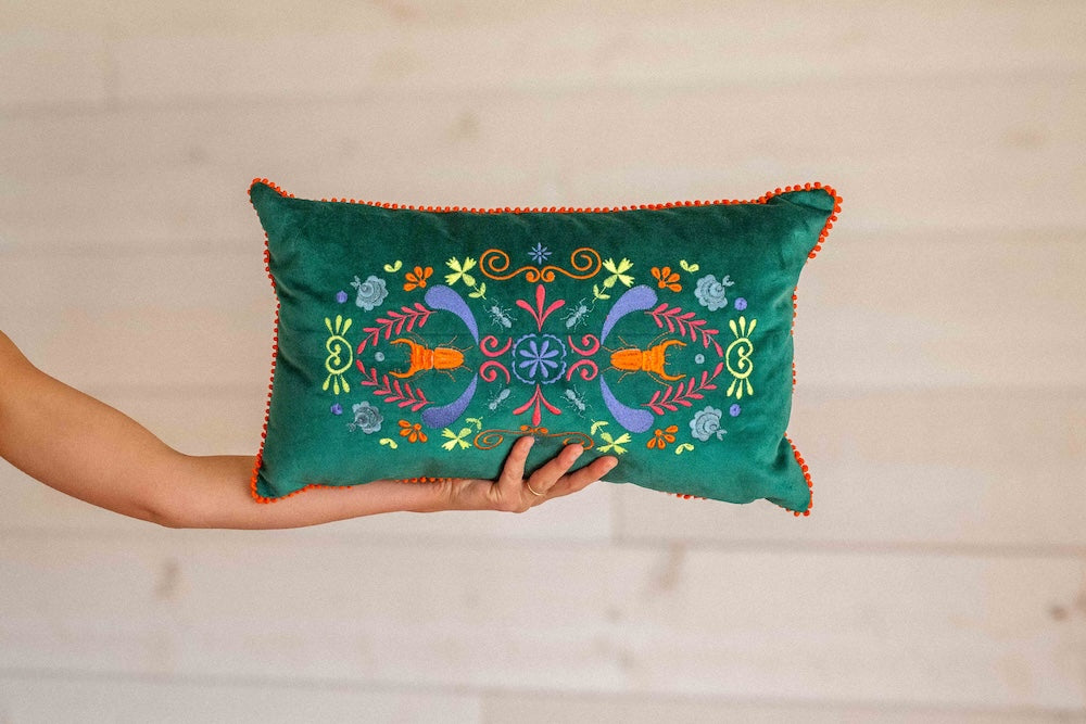 Coussin brodé