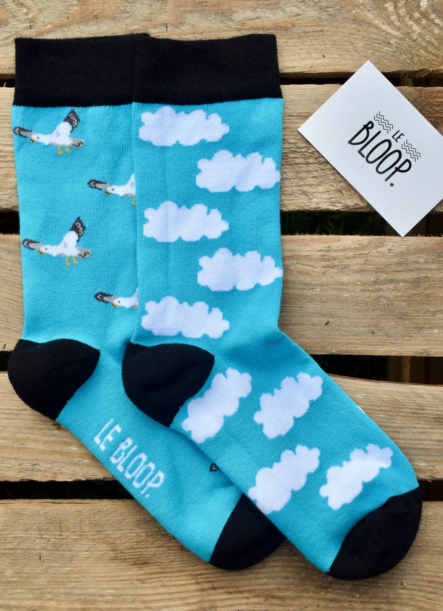 Chaussettes à motifs de nuages et d'oiseaux