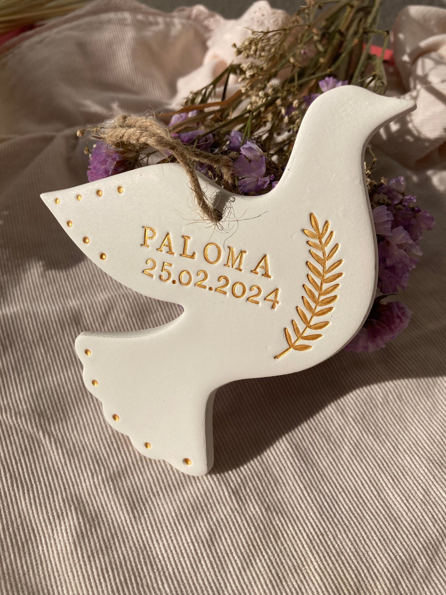 Grande colombe prénom + date + motif