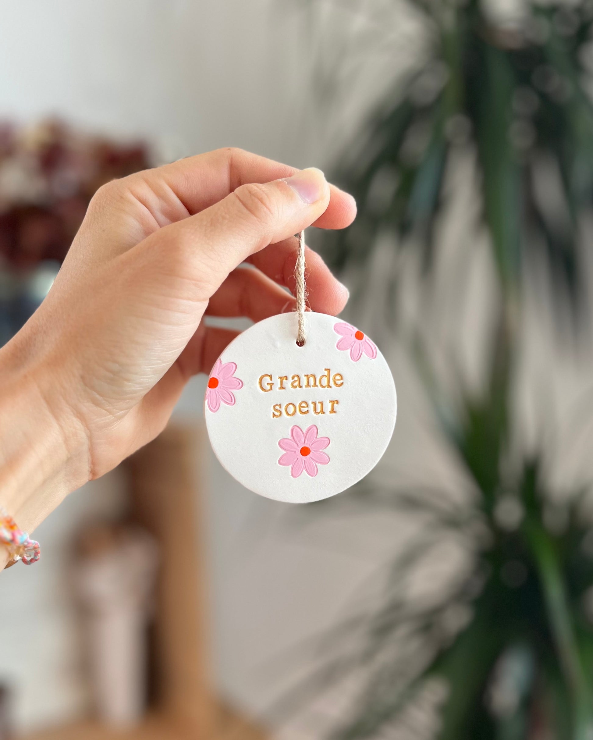 Médaillon grande sœur + motifs