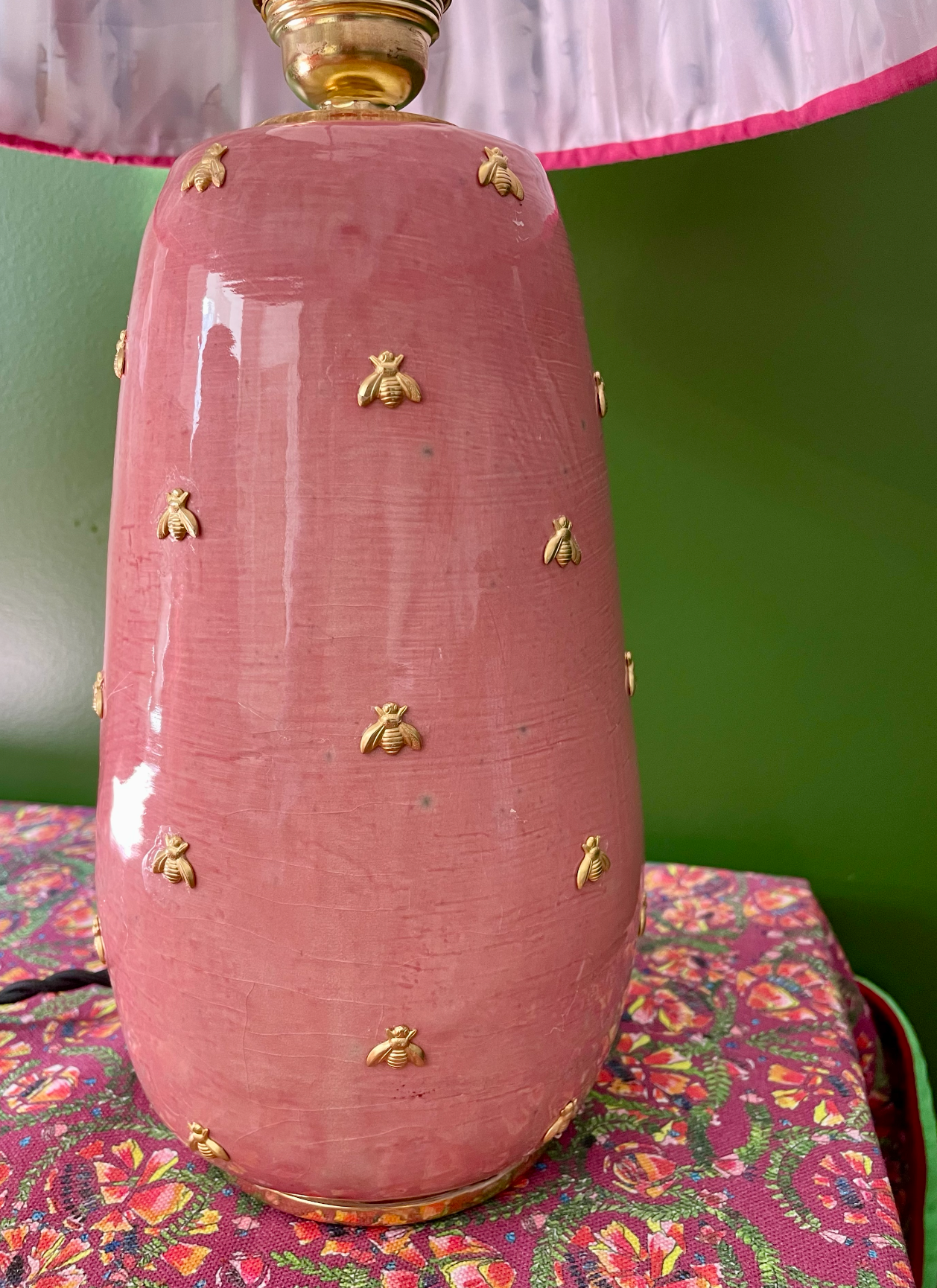 Pied de lampe céramique – Abeille – rose
