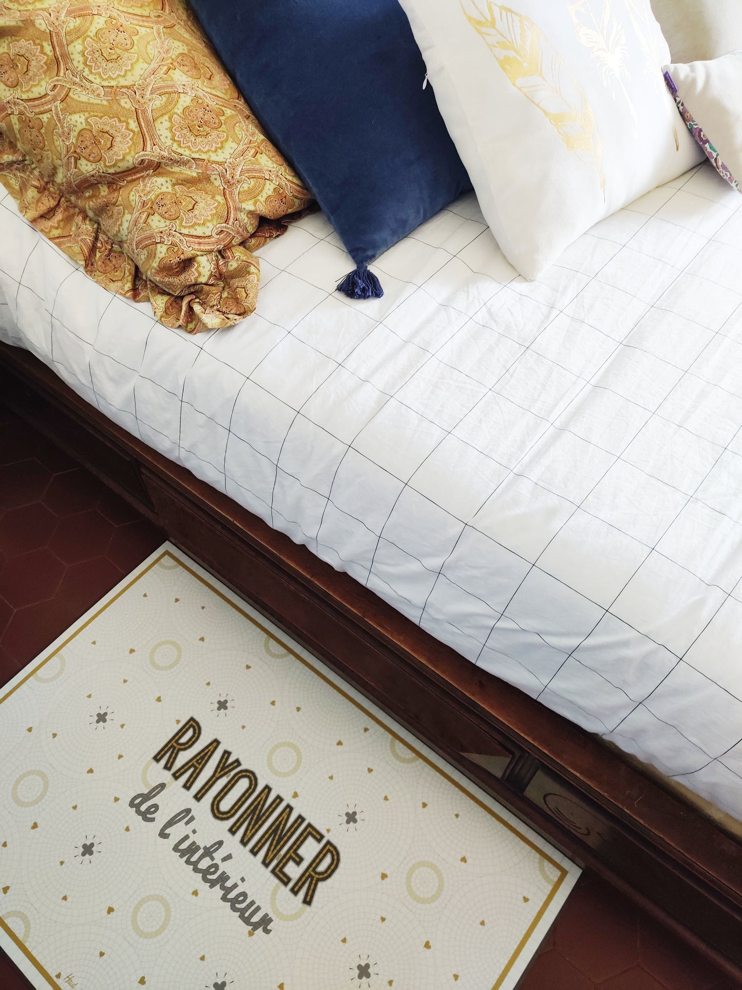 Tapis vinyle "Rayonner de l'intérieur" - doré