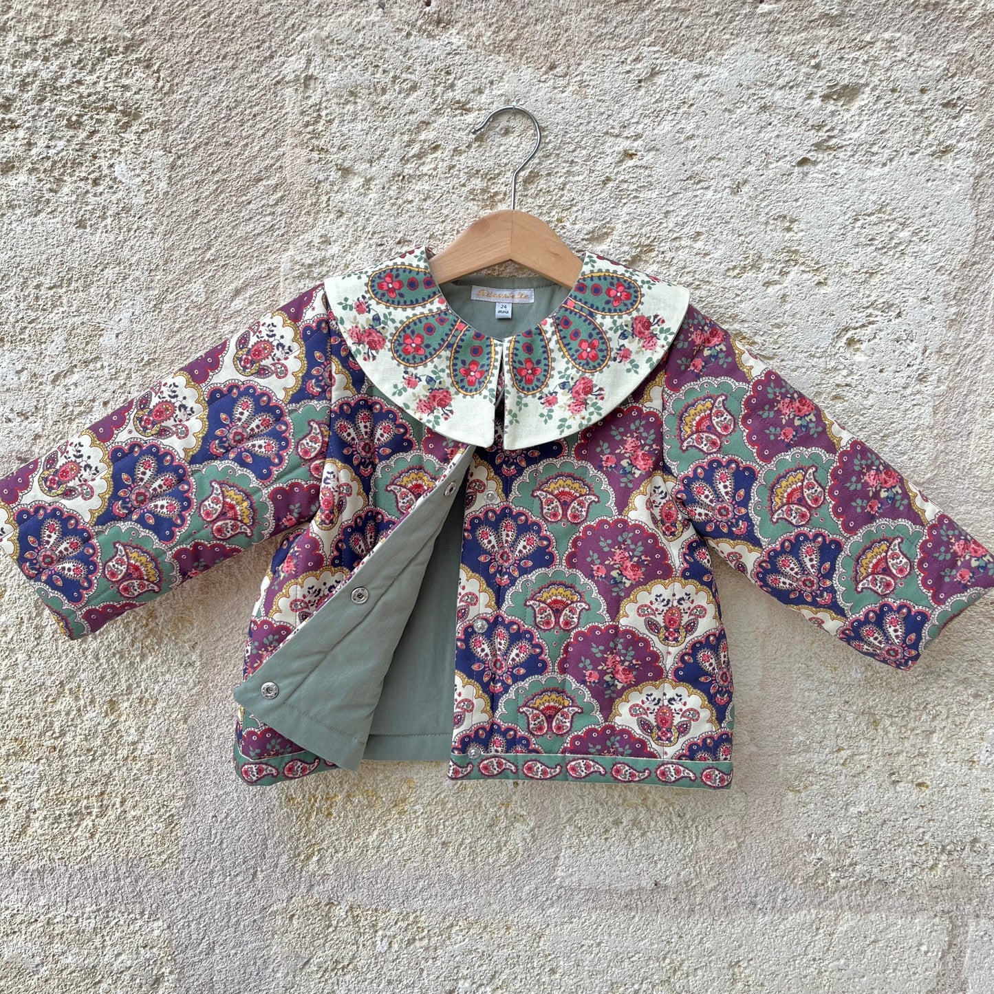 Veste matelassée fleurie