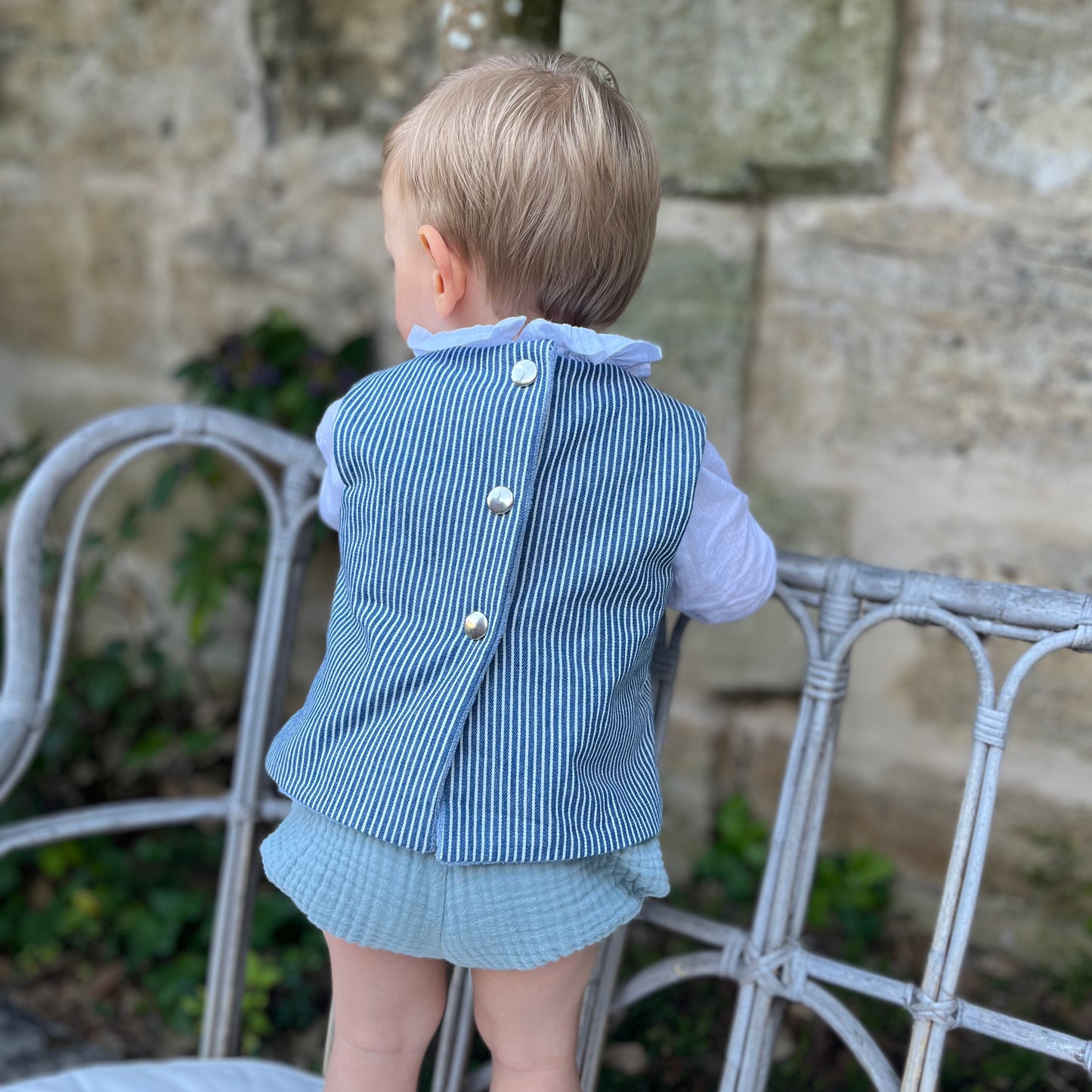 Veste sans manches en toile rayée