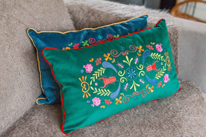 Coussin en velours vert