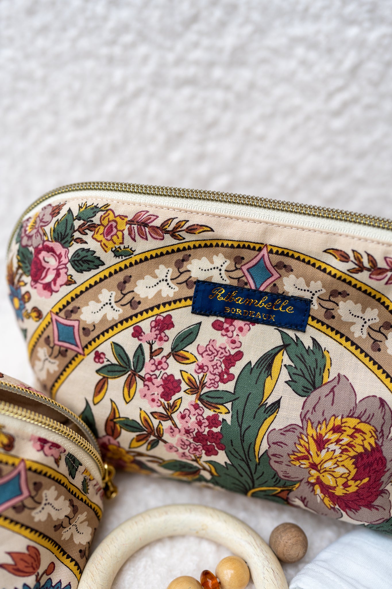 Trousse de toilette fleurie 