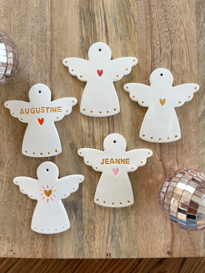 Différents anges en argile personnalisables
