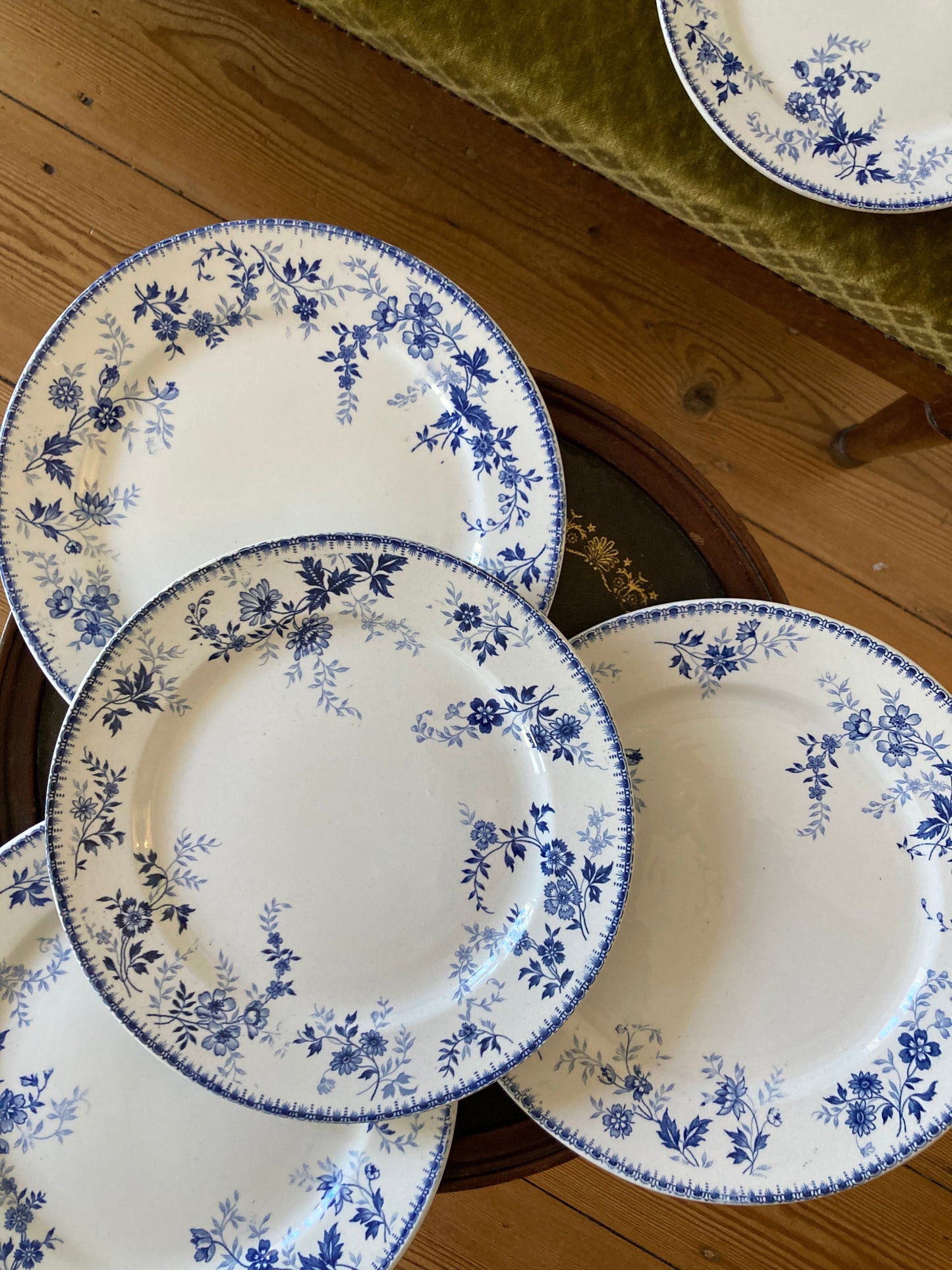 Dugazon - 5 Assiettes Plates