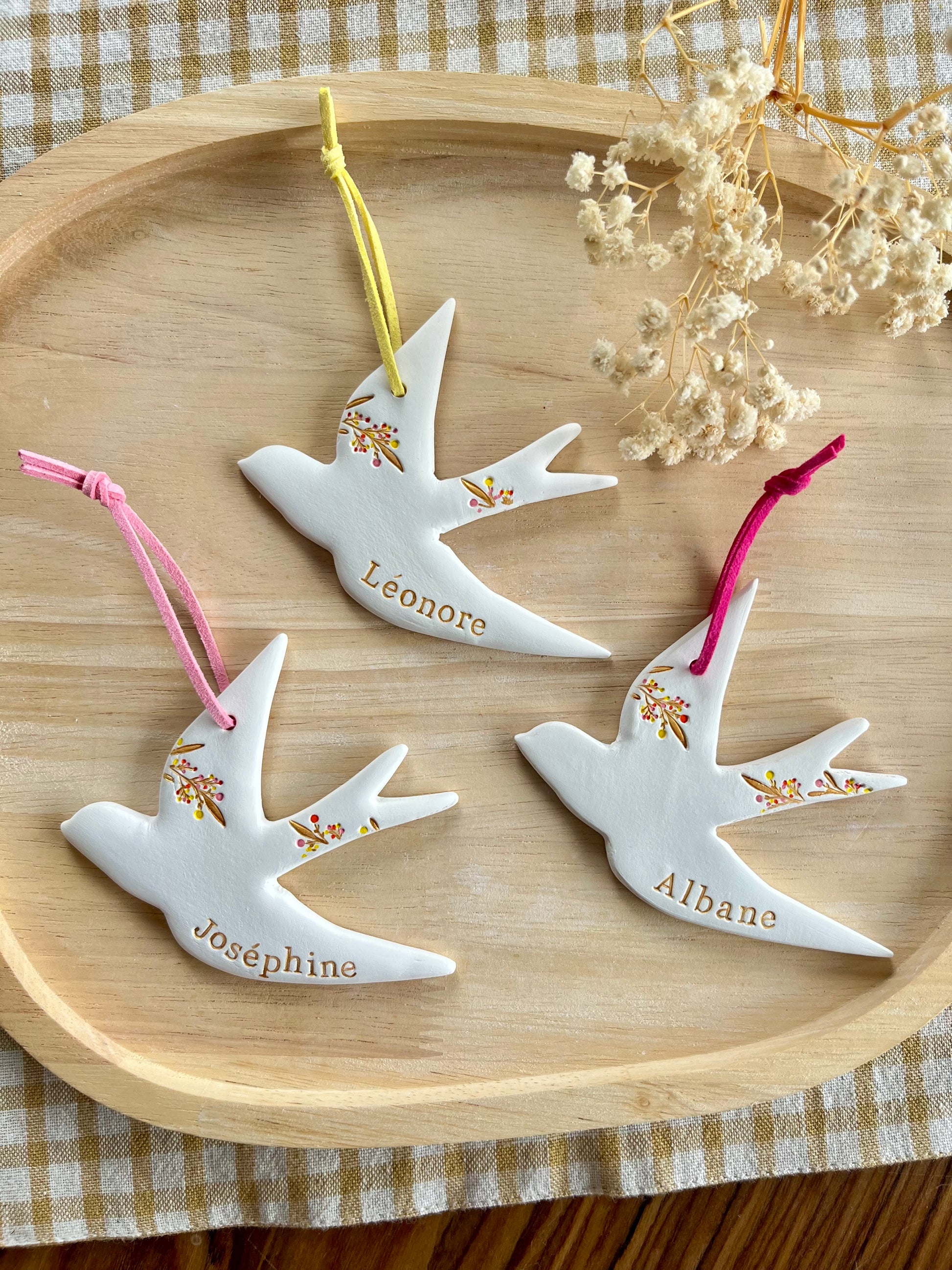 hirondelle en argile personnalisable motif mimosa