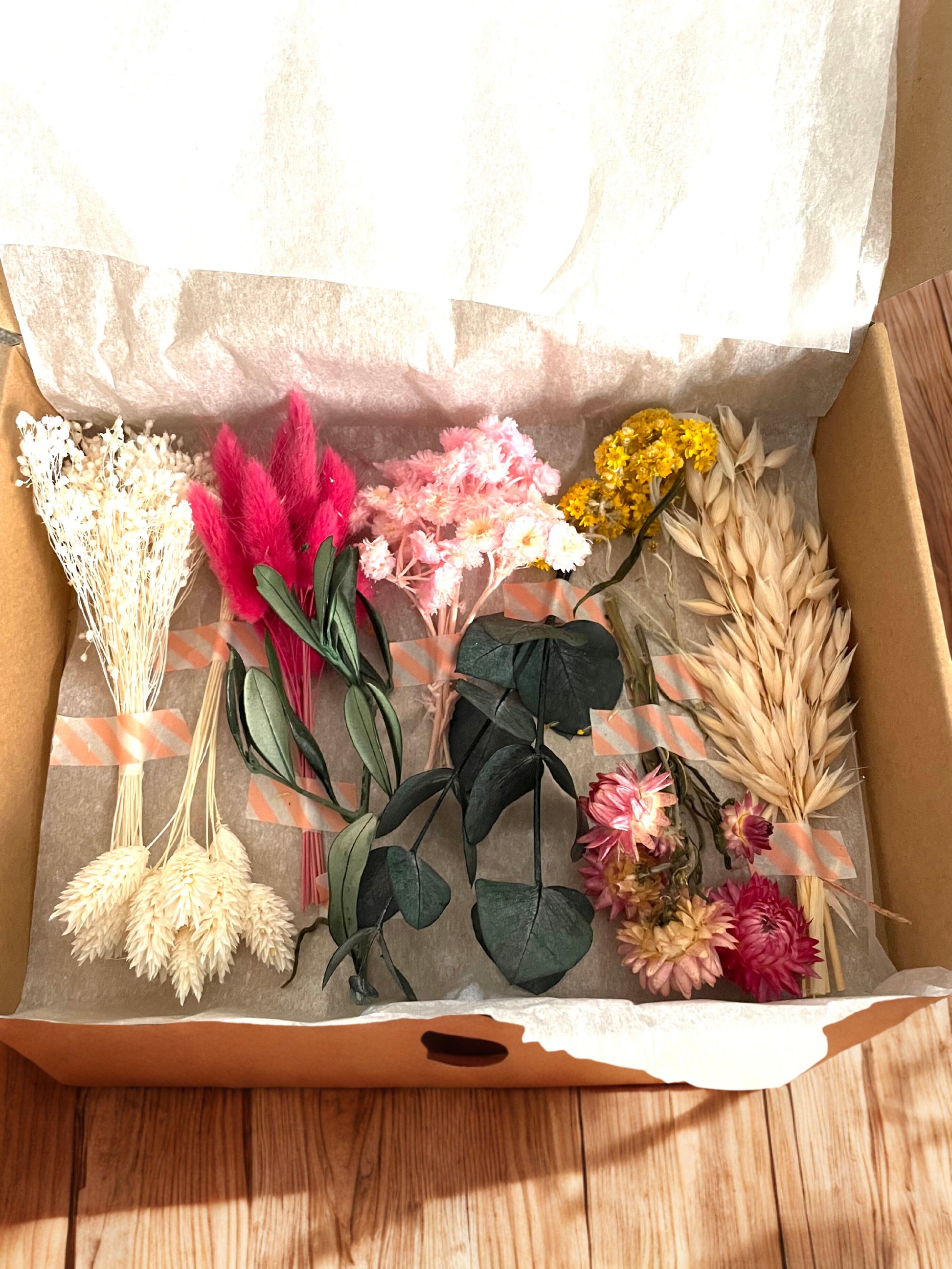 Fleurs séchées d'Atelier Art feuille