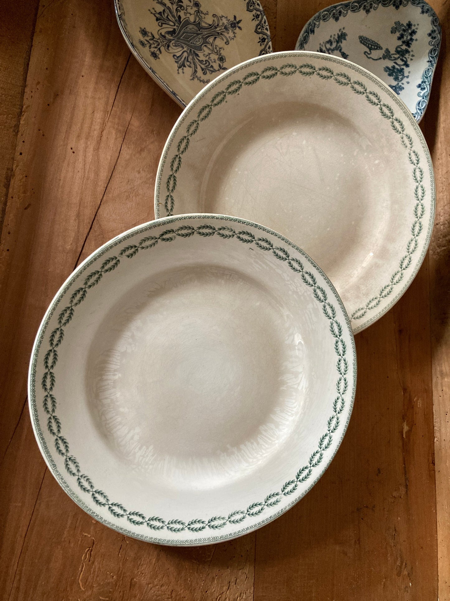 Nomibis Assiette sur Piédouche