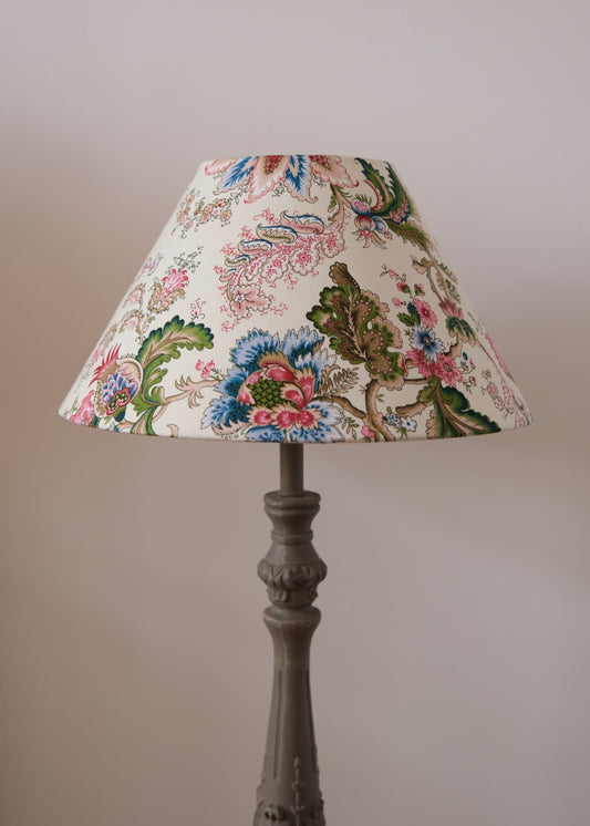 Abat-jour conique fleuri en coton