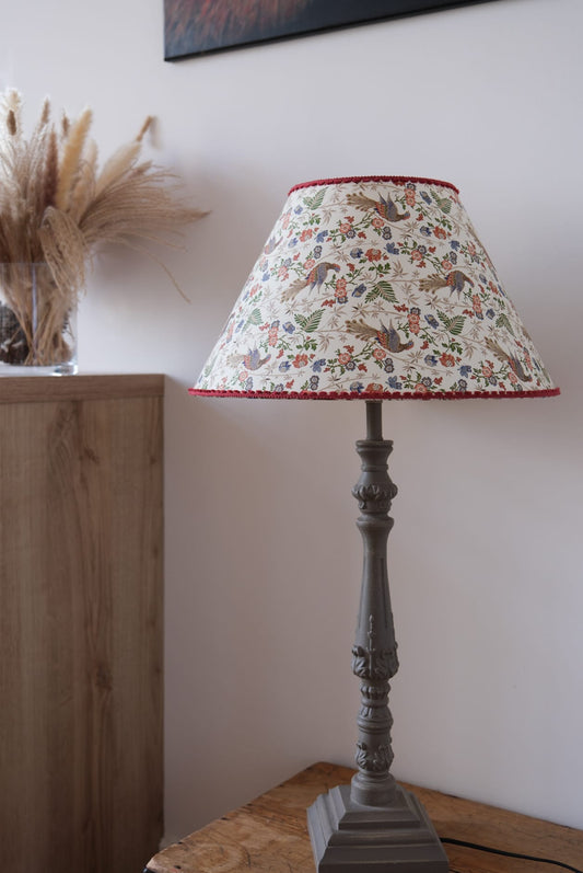 Abat-jour conique paons en papier italien